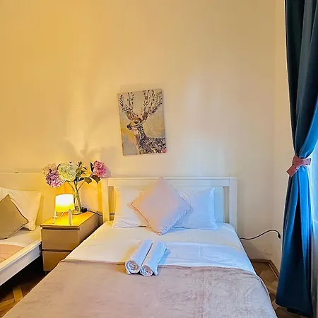 Rakoczi Apartment